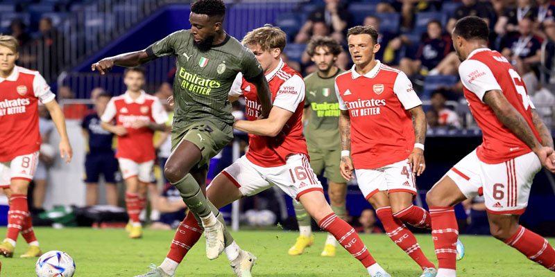 Tham khảo đội hình giữa AC Milan gặp Pháo thủ